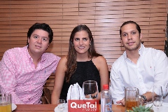  Daniel Zollino, Danitza Lozano y Chema Padilla.