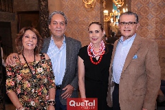 Tatina Rodríguez, Carlos Torres Corzo, Lucía Lozano y David Galarza.