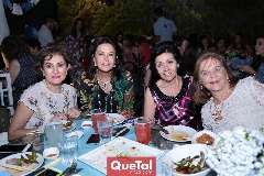 María, Lourdes, Lupita y Chela.