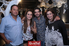   Daniel Martínez, Cristy Martínez, Enrique Rodríguez y Judith Massa de Martínez.
