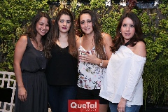  Ana Leiva, Laura Chávez, Cristy Massa y Marcela Briones.