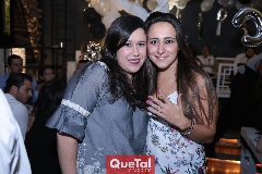  María José y Cristy Martínez Massa.