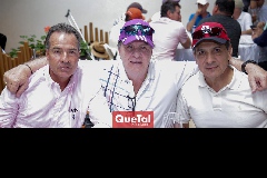  José Luis Hernández, Juan Carlos Valladares y Julio Castelo.