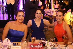  Gloria Reyes, Pilar Alfaro y María Fernanda Díaz.