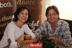  Cynthia Barrera y Clara Salinas.