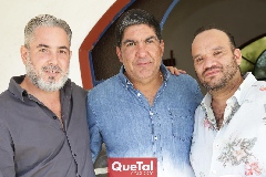  Alexander Sharp, Rafael Martínez y Marco Viera.