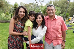  María Rodríguez, Ana Sofía, Alejandra Montelongo y Noel Álvarez.