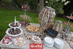  Un mesa muy completa.