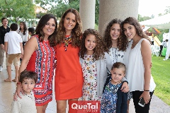  Rodrigo, Patricia Lozano, Ana Alvarado, Ana Sofía, Sofi, Inés y Ale.