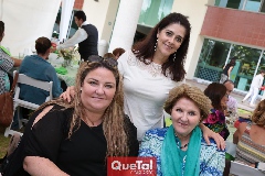  María Del Carmen Hernández, María Calvillo  María Hernández.