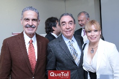  Jaime Chalita, Gustavo Puente Estrada y Tani Elizabeth.