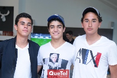  Víctor, Mario y Diego.