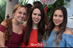  Ximena Murillo, Luciana Rodríguez y Estefanía Reverte.