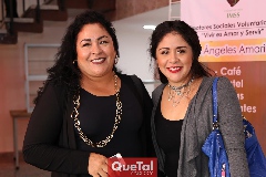  Olga y Roxana Leaños .