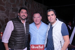  Héctor Díaz, Benny Eng y Gabriel Ortíz.