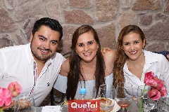  Eugenio Guerra, Raquel Ortega y Laura.