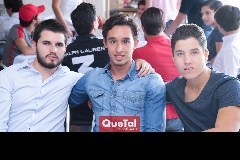  Fede Alcalde, José Ascanio y Santiago Sánchez.