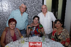  Francisco Salgado, Rogelio Martínez, Lupita de Salgado, Alicia Cabello y Norma Orozco.