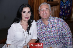  Beatriz Canseco y Guillermo Báez.