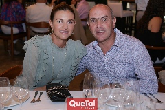  Francine Coulon y Cali Hinojosa.