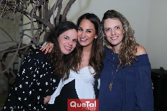  Ana Rosales, Gloria Leal y Priscila González.
