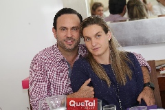  Carlos Torres y Hani Abud de Torres.