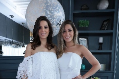  Alina y Lorena Navarro Lorenzo.