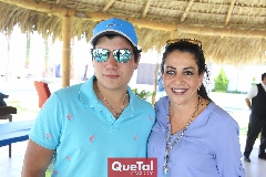  Pablo con su mamá Mercedes Morales.