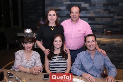 Flor Salazar, Sergio Cañedo, Claudia Esparza, Karina Salazar y Juan Camou.