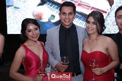  Brindis.