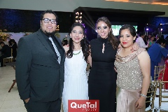  En la pista de baile.
