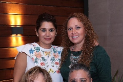 Sara Rivera, Claudia Castañeda, María Dolores Contreras y Patricia Coutiño.