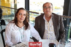  Yolanda Márquez y Guillermo González .
