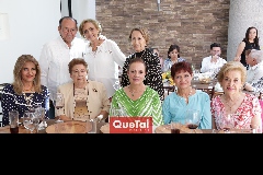  Rafael y Toyita Villalobos, Margarita de Alba, Martha de Díaz de León, Adriana Colores, Yolanda de Gómez, Elsa de Félix y Cristina de Garfias.