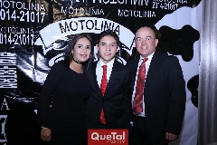  Elsa Martínez, Humberto y Antonio Aranda.