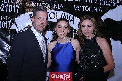  Marco, Ana Paula y Mónica Garfias.