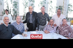  Saad y Toño Sarquis, Jeppo Mahbub, Fernando Díaz de León, Manolo Abad, Hugo Moreno y Juan Celis.