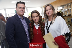  Güicho Fernández, Renata Fernández y Daniela Benavente.