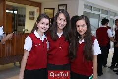  Susana Ramírez, Sofía Oliva y Lucero Torres.