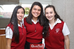 Mayela Velázquez, Sara Preciado y Regina Escobedo.