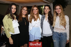  Paola, Cristina, Joselyn, Michelle y Anasty Cano.