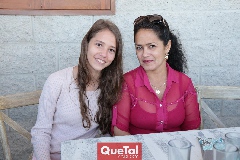  Leila González y Sulé Carpio.