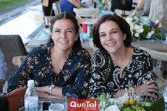  Mónica y Reyna Suárez.