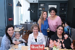  Damaris, Blanca Montelongo, Vicky Martínez, Martha Céspedes y Mary Chuy Gutiérrez.