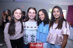  Aurora, Miranda, Ximena y Camila.