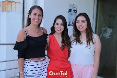  Ana Fer Yáñez, Cristina Kasis y Cristina Tost.