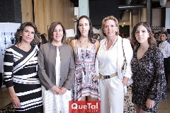  Marisa Mercado, Lorena Valle, Mariana Tobías, Rosy Mercado y Marisa Tobías.