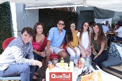  Antonio Pillón, Andrea Contreras, Andrés Rodríguez, Paulina Rodríguez, Caro Mercado y Andrea Aguilar.