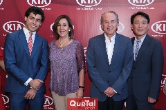 Gabriel Torres López, Lorena Valle, Juan Manuel Careras y Tae Jin Park.