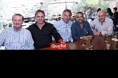  Juan Celis, Ricardo Abud, Alejandro Abud, Hugo Moreno y Juan Sarquis.